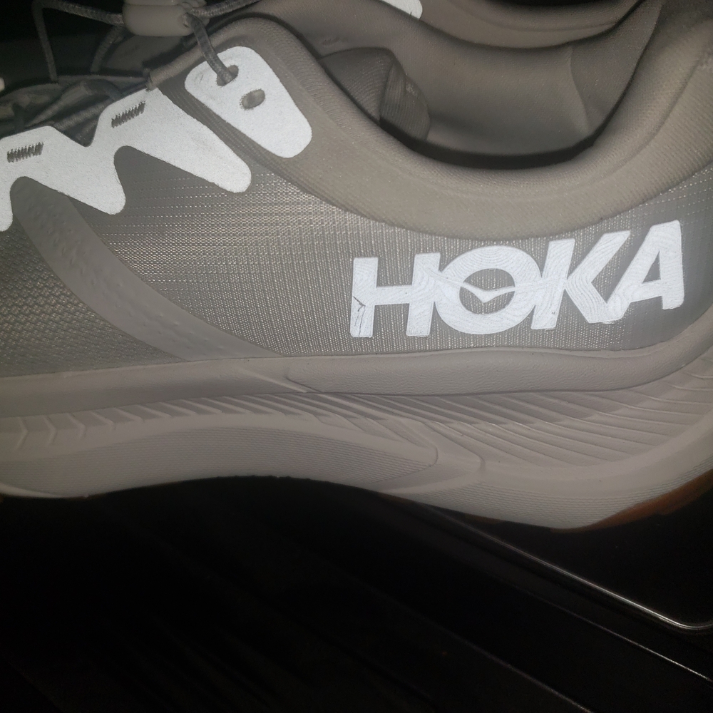 HOKA Men's Gray/white Running Shoes